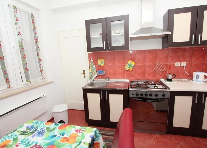 Dina Διαμέρισμα Ρόβινι