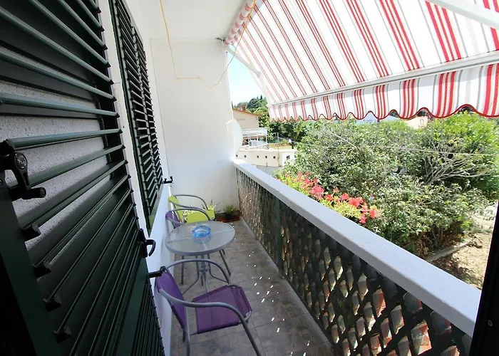 Dina Διαμέρισμα Ρόβινι