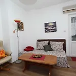Dina Apartament